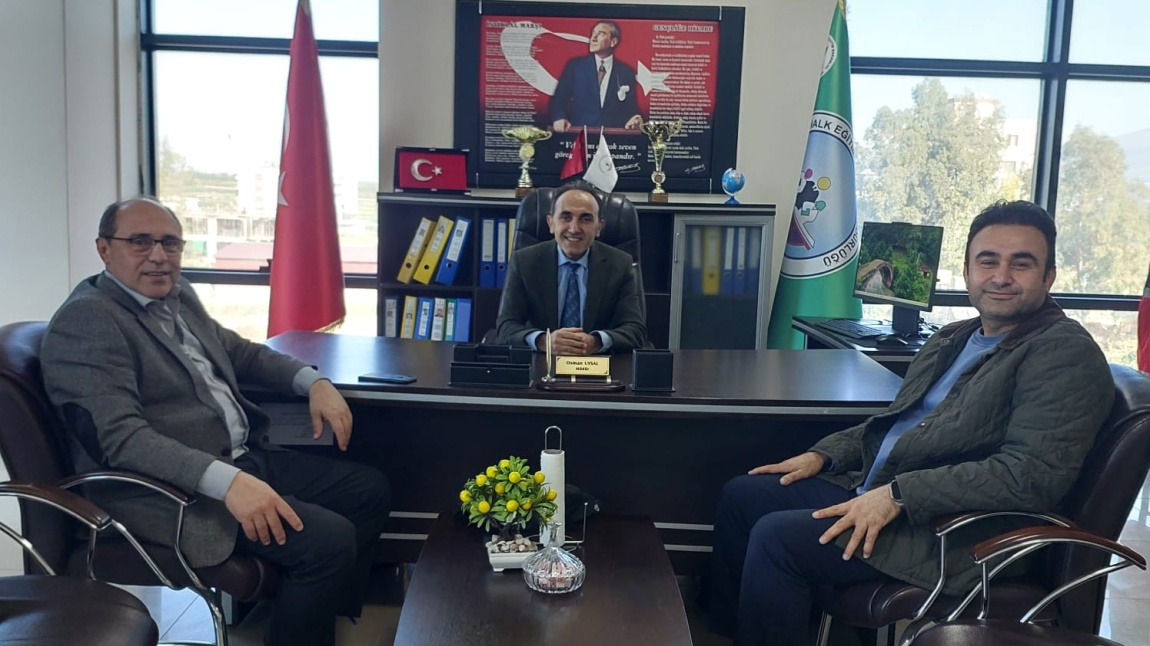 Erzin Şehit Uğur Ekiz İlkokulu Müdürü Mehmet GÜN ve  Antakya Narlıca Yolağzı İlkokulu Müdürü M. Gökmen VURKAÇ'ın Ziyareti